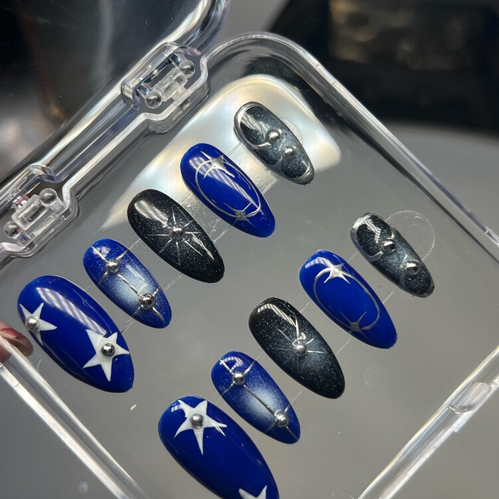 Custom Press On Nails - image 3